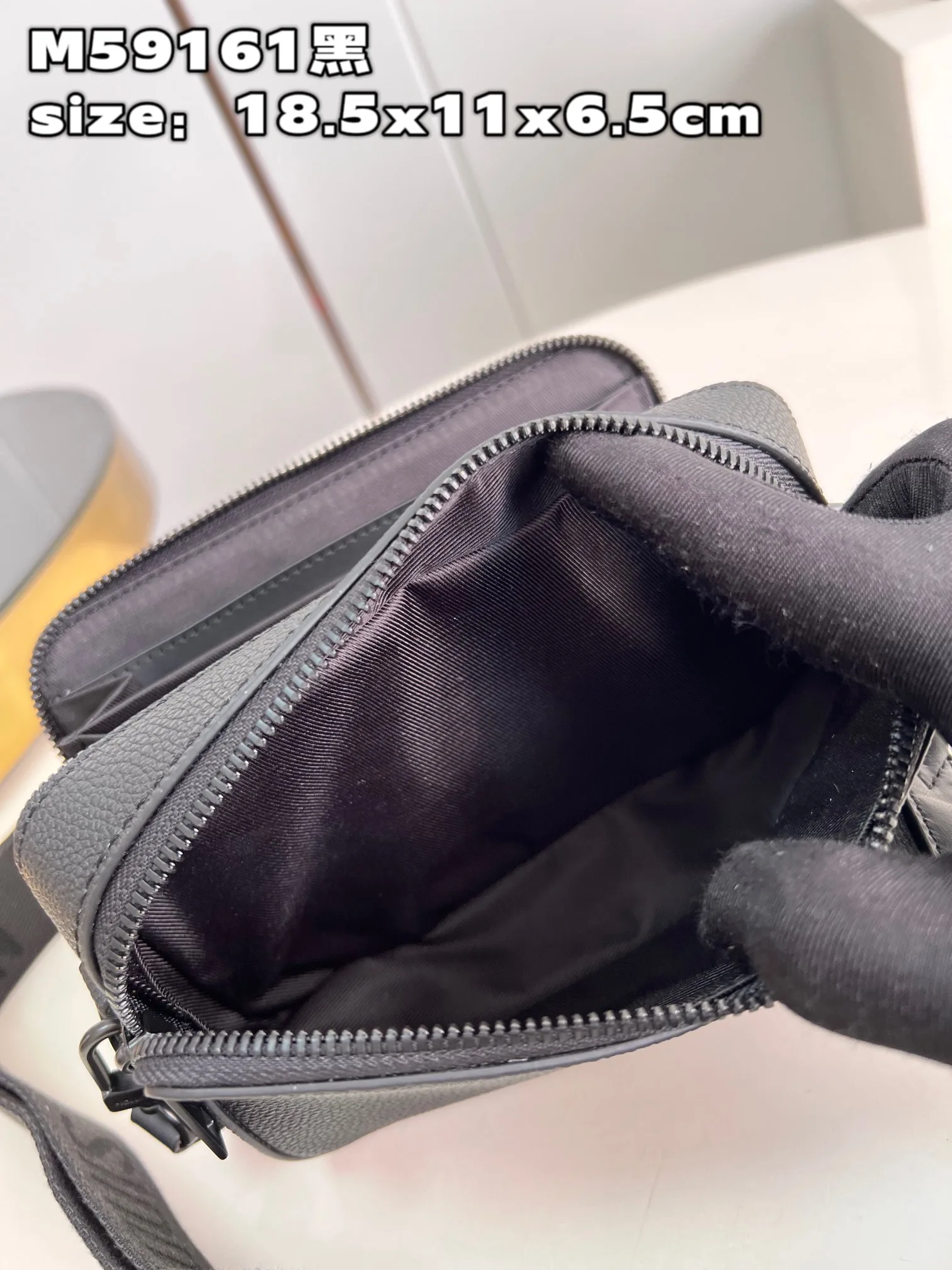 Alpha Wearable Wallet