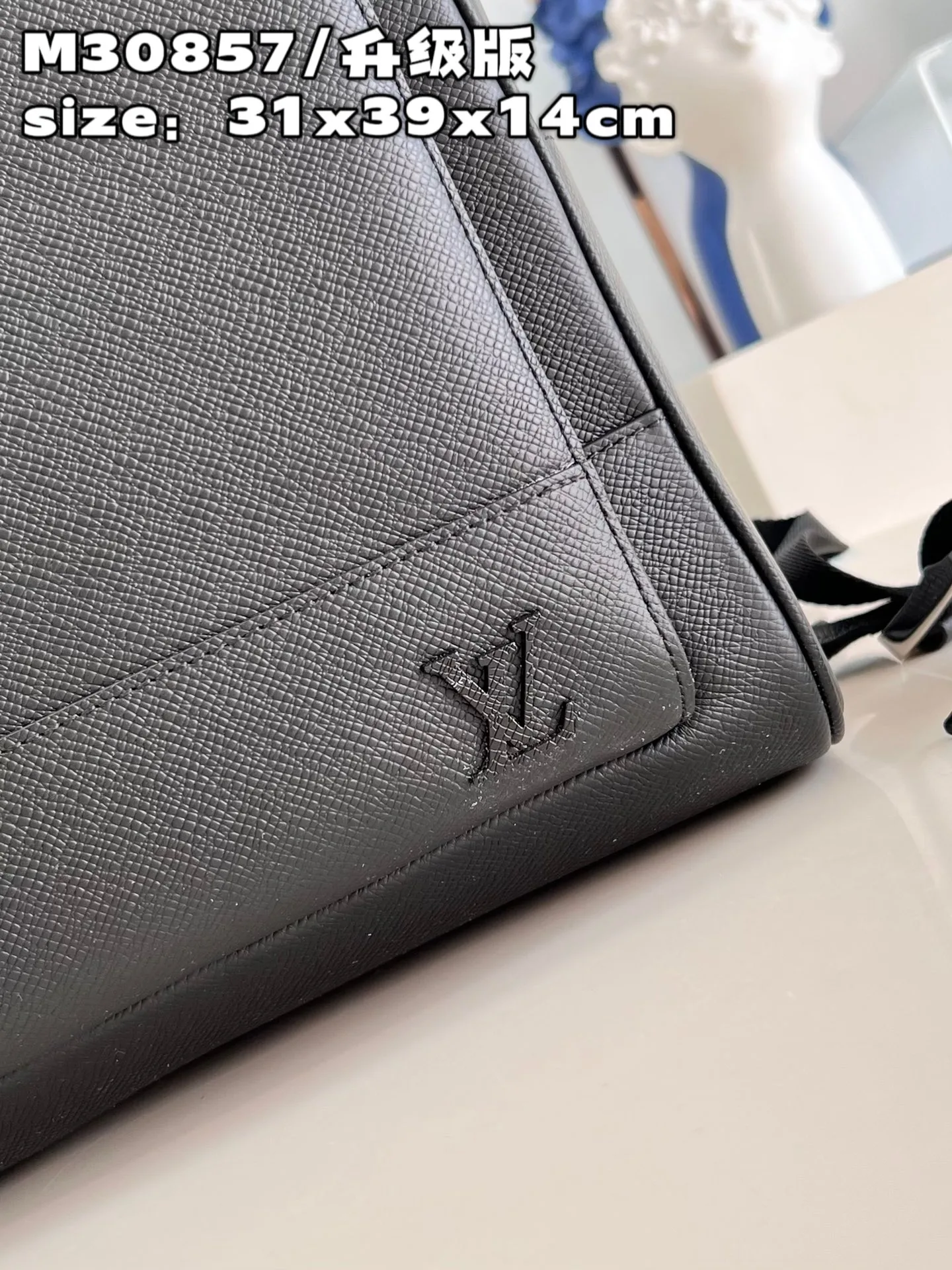 Avenue Backpack Taiga Black